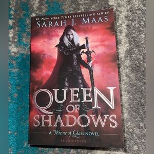 Queen of Shadows Book by Sarah J. Maas